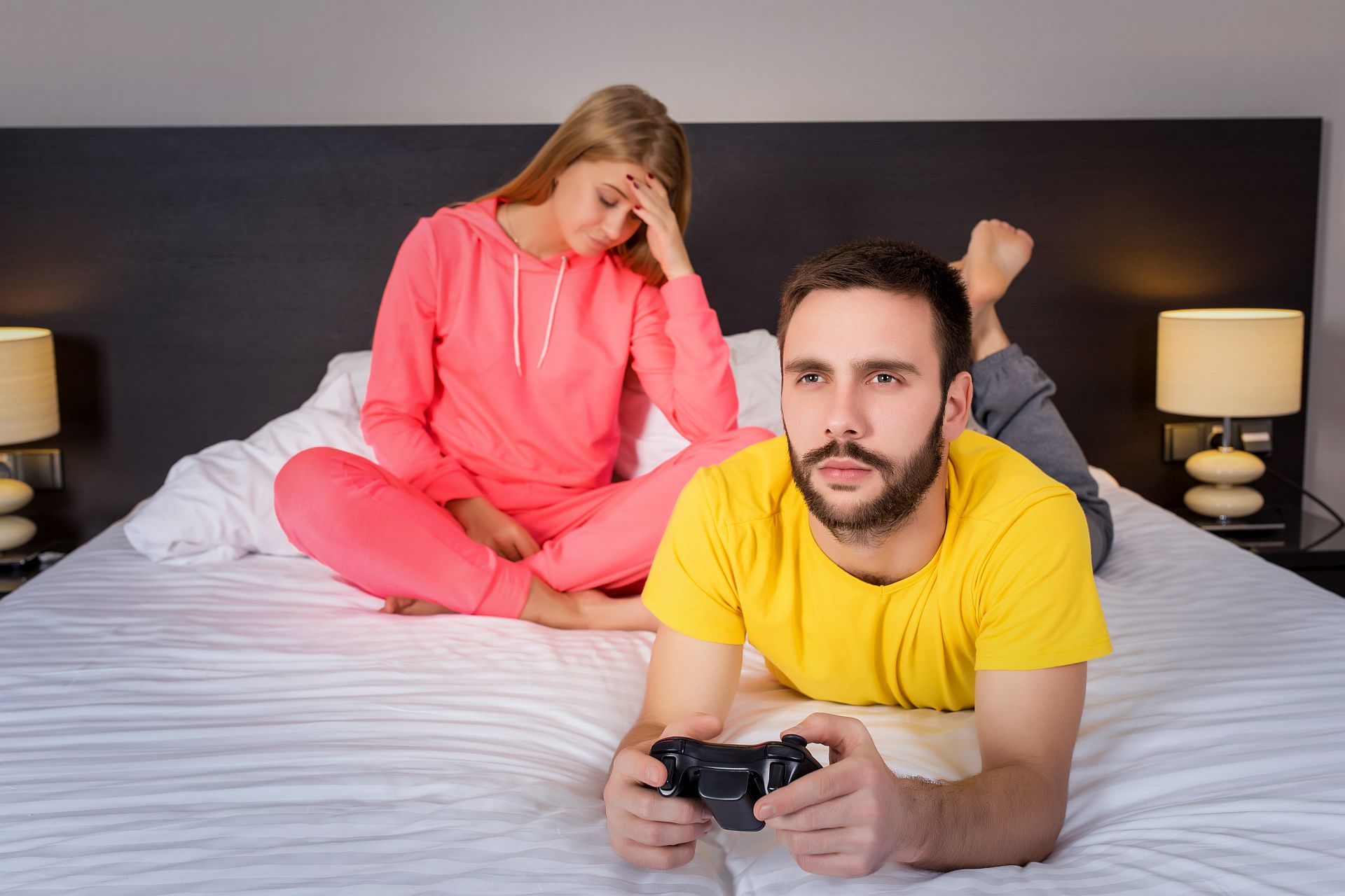 Incel, ktorý uprednostňuje hranie hier pred sexom so ženou