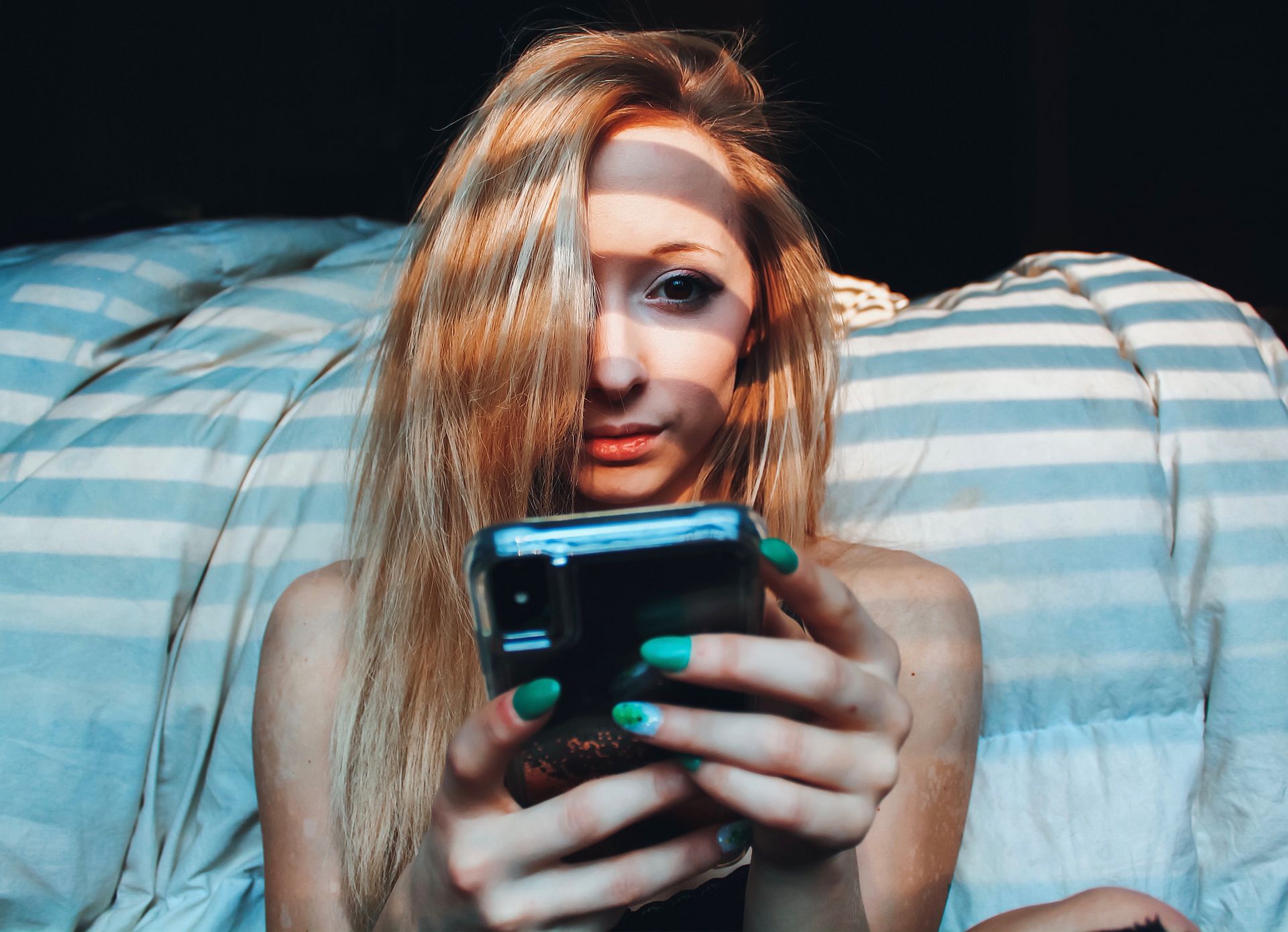 Cybersex žien v mladom veku 
