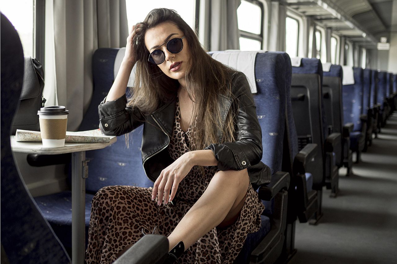 Sex vo vlaku - ako spojiť cestovanie s erotickým dobrodružstvom?