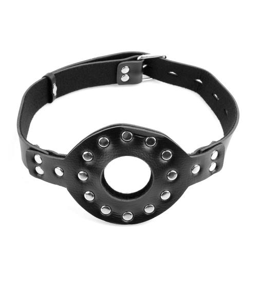 BDSM gag s dildom