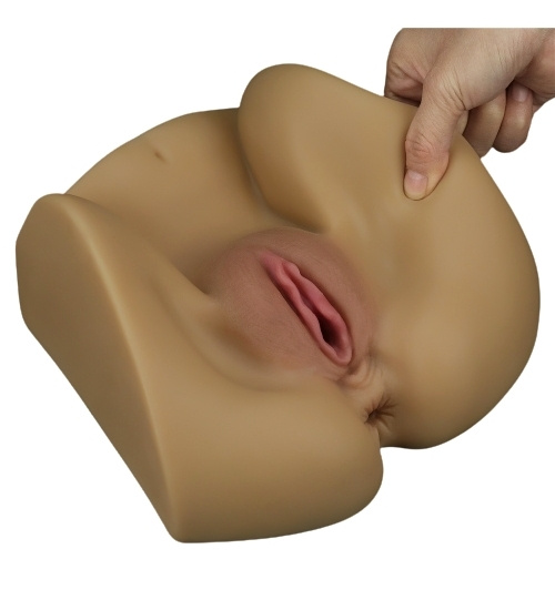 Šťavnatá vagína štíhlej ženy