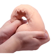 Realistické dildo v kyberkoži