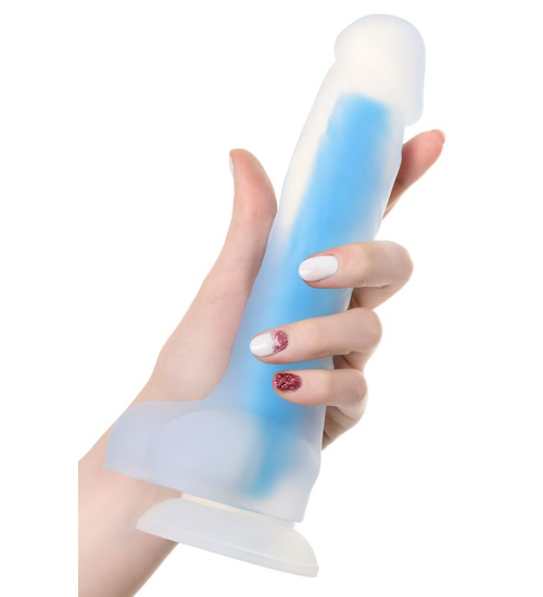 Penis svietiaci v tme